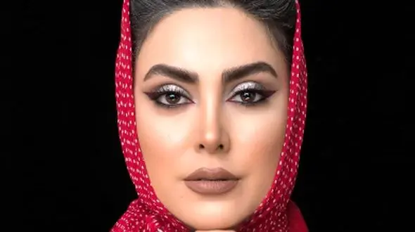 استایل باکلاس نیلوفر شهیدی در کنار دریا برای تبریک تولد این دختر خانوم ناشناس +عکس