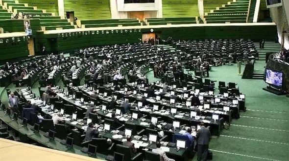 نحوه تخصیص درآمدهای مالیاتی استانها به کمیسیون تلفیق ارجاع شد