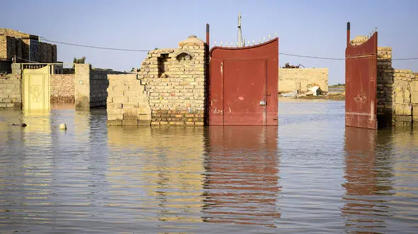 سیلاب در خیابان‌های زابل بعد از بارش های شدید + فیلم