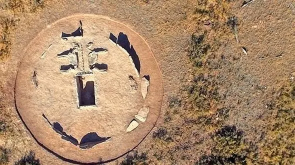 کشف عاشقانه ترین اسکلت یک زن و مرد + تصاویر