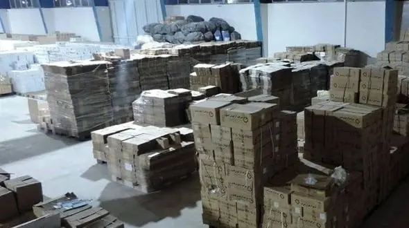 انبار کالای قاچاق در خرم آباد لو رفت