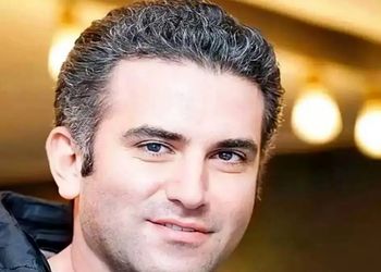 آواز باشکوه هوتن شکیبا/ رقص پر ابهت مردونش خودش رو تو دل یه ملت جا کرد فقط پوزخندش!