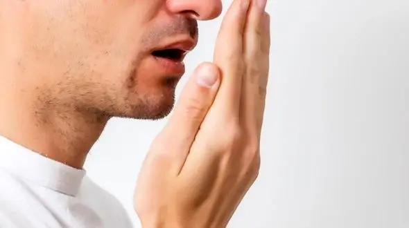 رفع بوی بدن دهان تنها با مسواک؟ بررسی کامل این ادعا