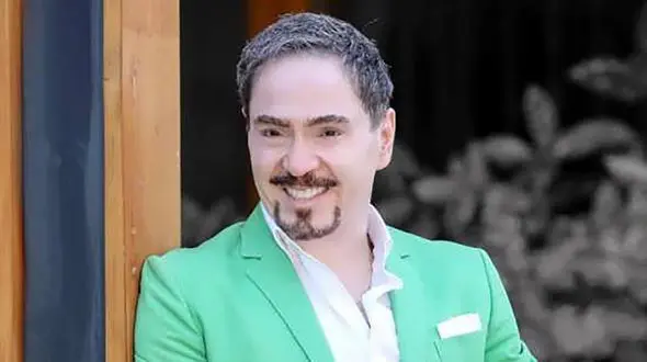 ازدواج خشایار اعتمادی در 51 سالگی / عکس حلقه های شیک عروس و داماد !