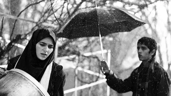 امیرِ سریال وضعیت سفید از شغل جدیدش رونمایی کرد