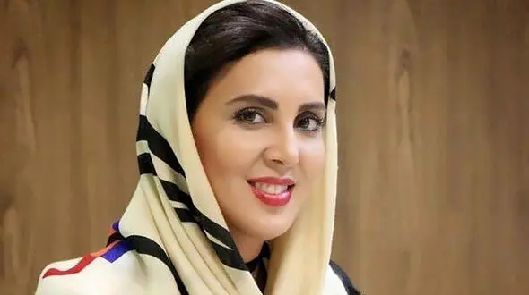  لیلا بلوکات را در این عکس نمی شناسید ! / چهره اش را به زیبایی سپرد ! 
