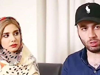 فیلم / دکوراسیون خانه علی صبوری و همسرش  با چیدمان اروپایی/ از بشقاب های عتیقه و گلدان مینیاتوری تا آشپزخانه خوشرنگ و مبلمان ....