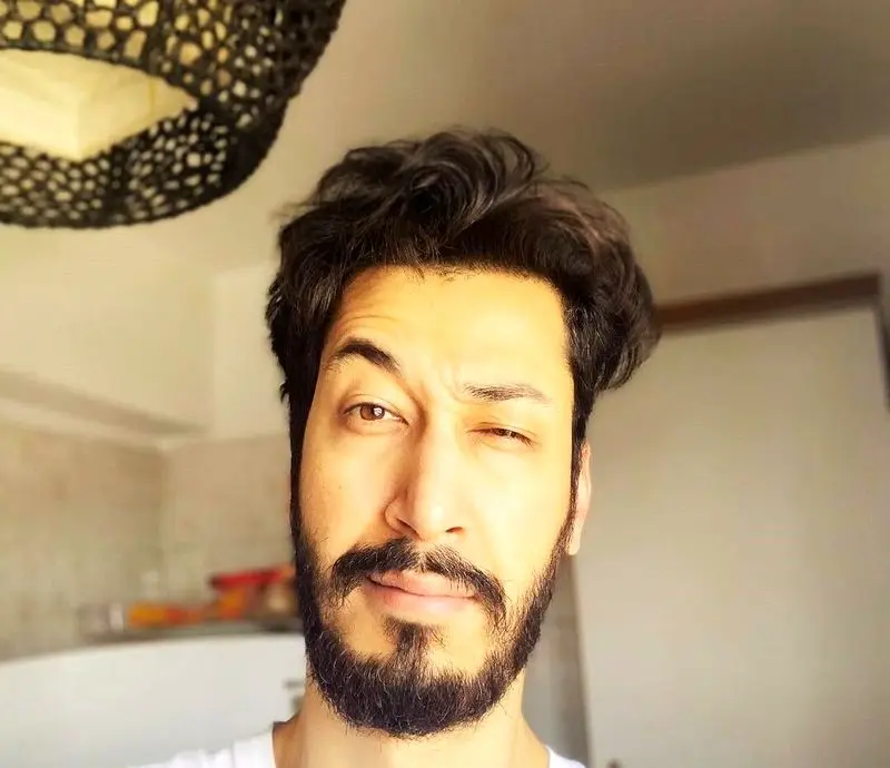 بهرام افشاری