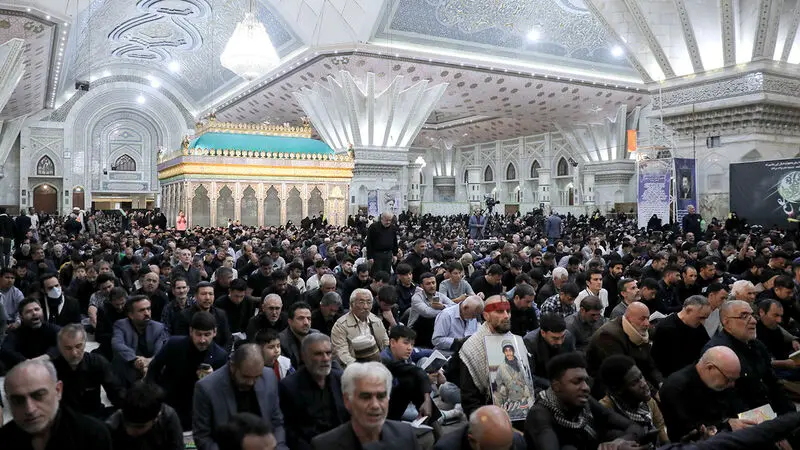 آیت الله سید ابراهیم رئیسی بامداد دوشنبه، در مراسم احیای شب بیست و یکم ماه مبارک رمضان و در شب شهادت مولای متقیان حضرت امیرالمومنین علی (ع)، در اجتماع زائران حرم مطهر امام خمینی (ره)