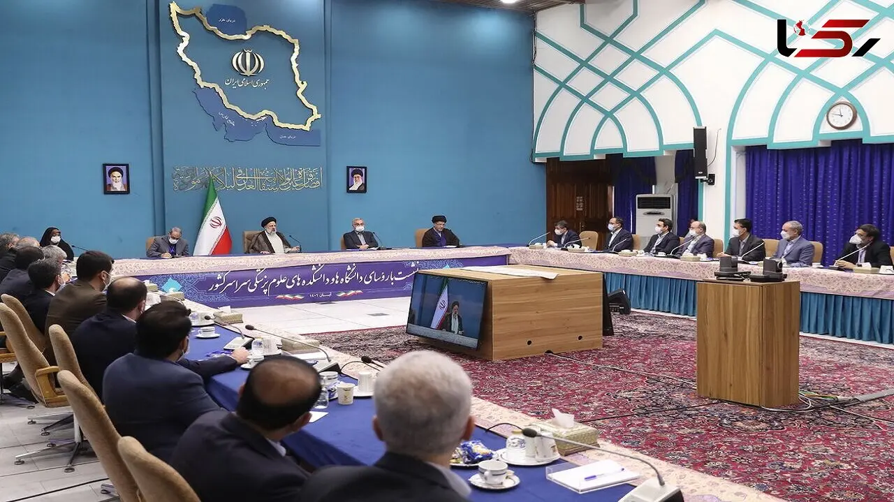 رئیسی: دشمن به دستاوردهای چشمگیر ما در حوزه بهداشت و درمان اعتراف می کند / مهاجرت نخبگان باید معکوس شود 