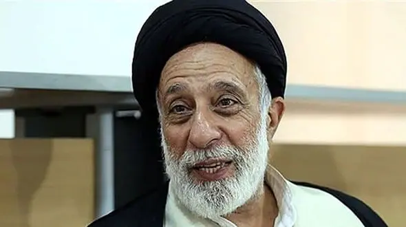 مقدار موی یک دختر خانم مهم‌تر است یا گرسنگی و تا کمر دولا شدن در سطل زباله؟