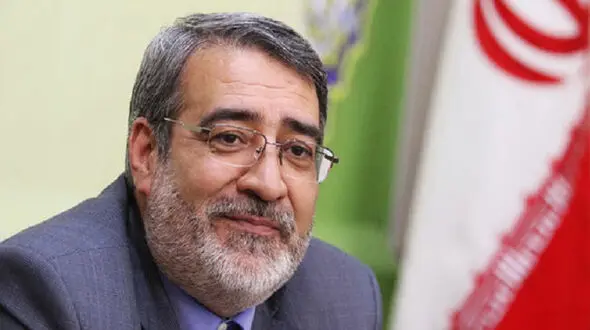 پیام تبریک وزیر کشور به فرمانده ناجا و کارکنان پلیس به مناسبت هفته نیروی انتظامی 