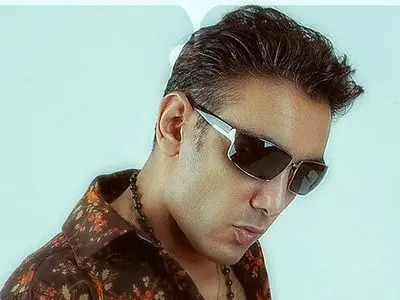 «عروسکی بودم برات» با حال و هوای شادمهر عقیلی؛ بازسازی جدید هوش مصنوعی