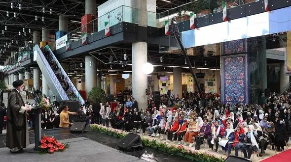 دختران کشورمان با ارتقای توانمندی‌ها، نقش بیشتری در پیشرفت ایران اسلامی ایفا کنند