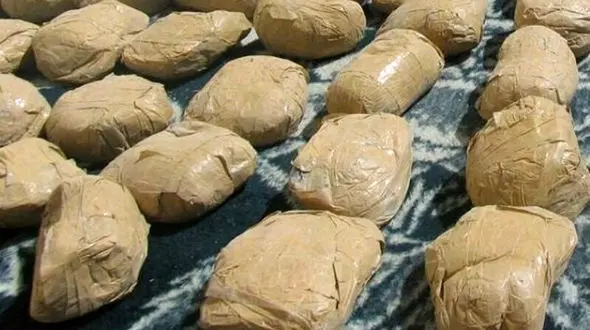 دستگیری راننده افیونی پراید در فسا