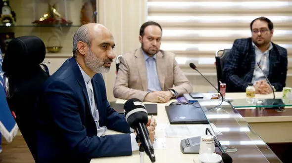 رئیس ساترا: جای نگرانی نیست/ حامی نمایش خانگی هستیم؛ رقیب نیستیم + فیلم