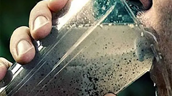 آب آشامیدنی به رنگ قهوه ای در فسا + فیلم