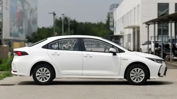 قیمت محصولات سایپا امروز جمعه 14 شهریور 1404 / تفاوت تویوتا کرولا در بازار و نمایندگی + جدول