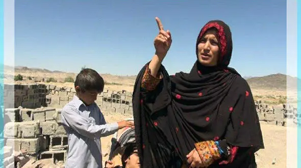  چشم‌انتظاری مادر کودک معلول زاهدانی برای نجات از زندگی در چادر 