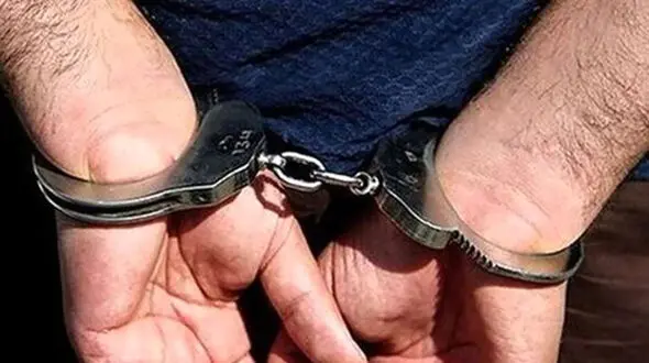 کشتن دختر نوجوان به خاطر بیرون رفتن با پسر غریبه / پدر در تهران محاکمه می شود