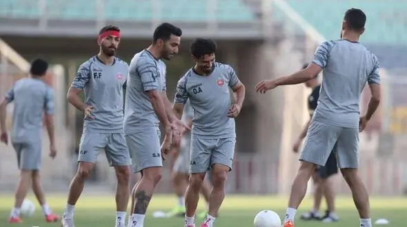 زمان بازی پرسپولیس و مس کرمان مشخص شد / حضور معاون باشگاه در تمرین امروز سرخپوشان