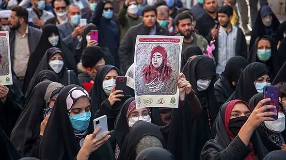 پیکر شهیده فاطمه اسدی ‌در امامزاده هاجره آرام گرفت