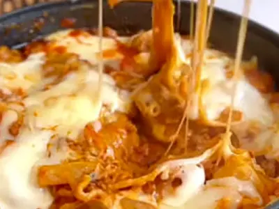 فیلم طرز تهیه لازانیا با گوشت چرخ کرده 