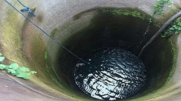 نجات جان کودک ۳ ساله کرمانشاهی از داخل یک گودال 