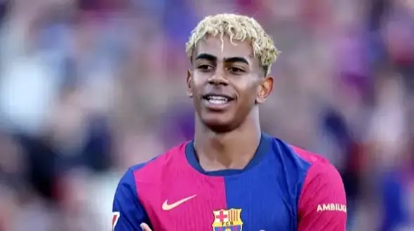 شکایت رسمی از لامین یامال!