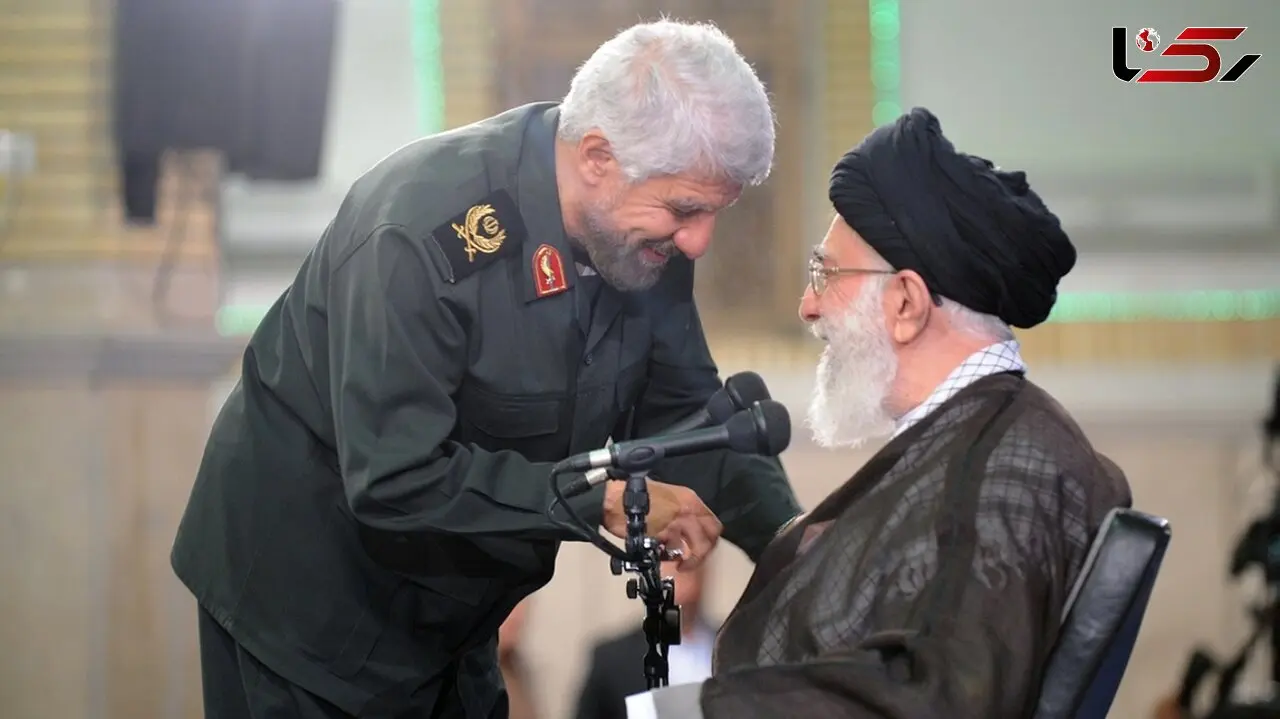 فیلم شوخی رهبر انقلاب با صادق آهنگران ! / ماجرای باطل شدن وضوی چه بود؟