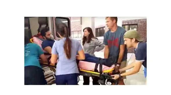 خواستگاری از دختر مورد علاقه در اتاق سی سی یو+عکس