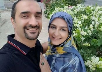 عکس ها / نگاهی به چیدمان با اصالت فوق ایرانی نیما کرمی و زینب زارع مجریان مسابقه دونقطه  / انگار خانه کریمخان زند میری / از  دکوراسیون خلاقانه تا محشر بودن فرش و میز و مبل  و ...