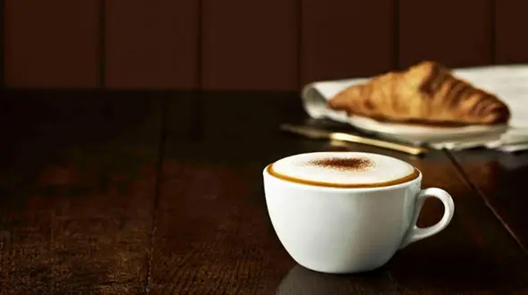 پاناکافی کارامل فندق دار خوشمزه ترین نوشیدنی