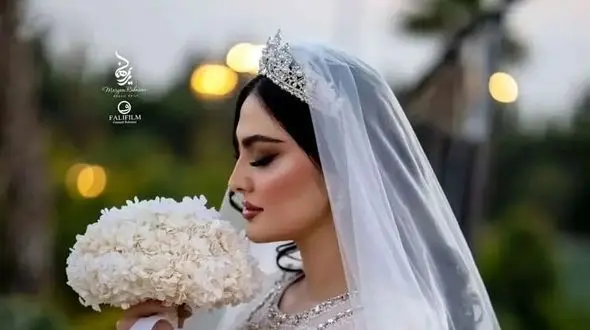 فیلم / رونمایی مریم مومن نوعروس از چهره جدید و استایلش برای برای عید 1405 / من مرتب به اینجا میام برای ظاهرم