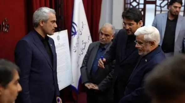 عارف: سامانه جامع قوانین مالیاتی کار بسیار ارزشمند و الگویی برای سایر دستگاه‌ها است / مدنی‌زاده: هوشمندسازی مالیاتی یکی از راهبردهای اصلی وزارت اقتصاد / سبحانیان: شفافیت مقررات در حوزه مالیات مطالبه رییس‌جمهور