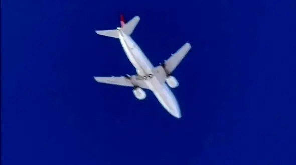 فوری / فرود اضطراری پرواز استانبول - تهران + علت