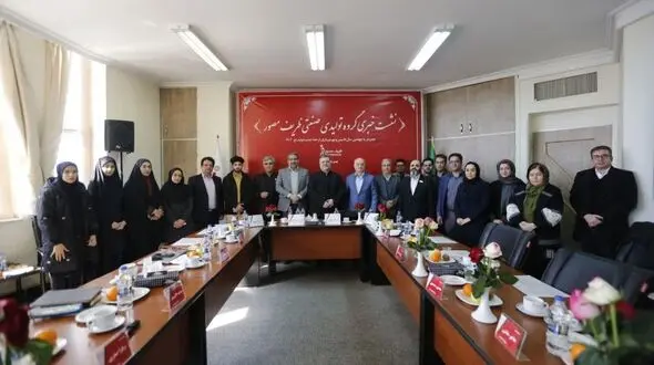 ظریف مصور؛ بزرگ‌ترین تولید کننده موکت خاورمیانه/ تکمیل 90 درصدی زنجیره تامین، از پتروشیمی تا الیاف