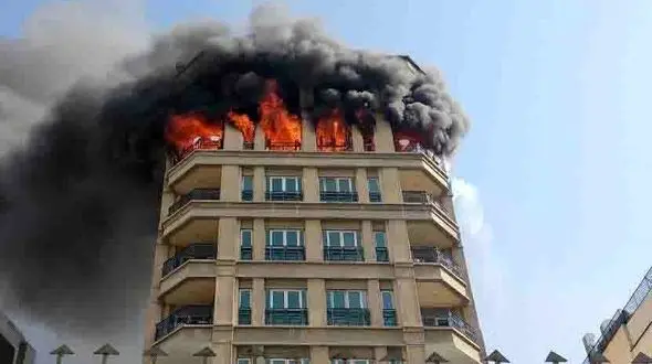 ۱۲مصدوم  در آتش‌سوزی هولناک جردن + عکس 