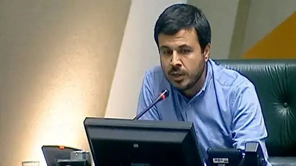 ۴۰ درصد یارانه نقدی آب رفته است / دولت باید از کاهش ارزش یارانه مردم جلوگیری کند