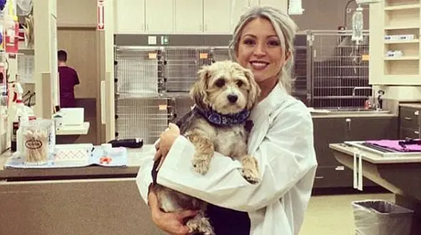 دانشجوی پزشکی متاهل وقتی از مسافرت برگشت با صحنه ناجوری در اتاق خوابش روبرو شد+عکس