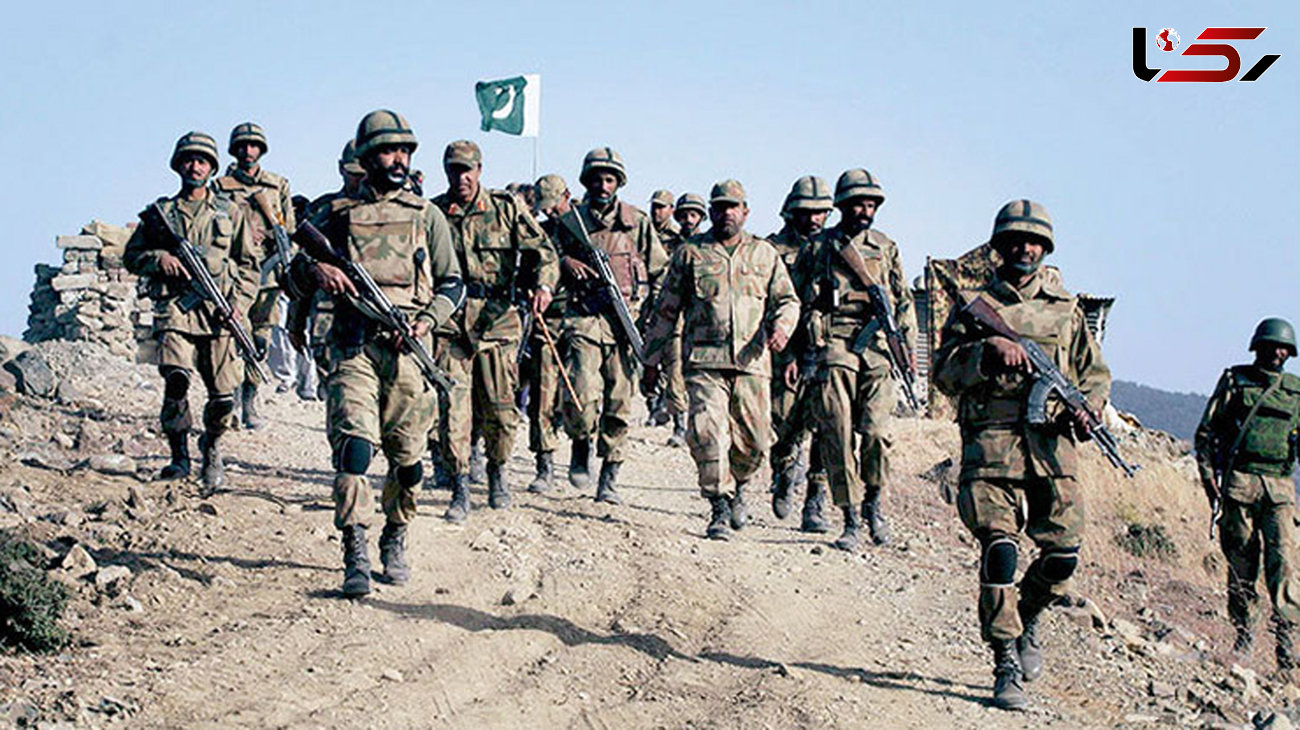 حمله انتحاری در پاکستان/ ۴ نیروی ارتش کشته شدند