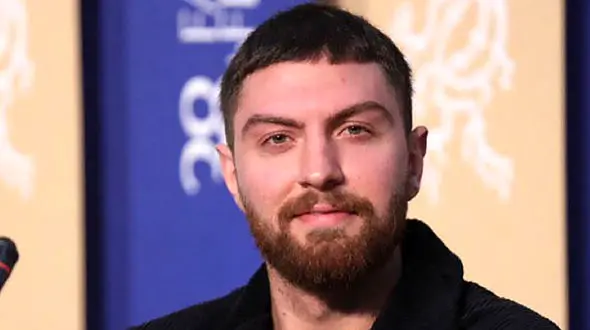 این پسر جذاب دخترکش ترین بازیگر ایران شد / او را می شناسید؟!