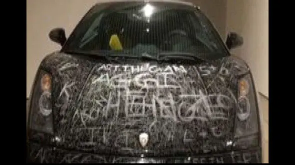 روی این لامبورگینی خط بیاندازید! +عکس