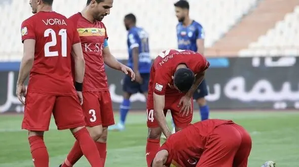 برتری فولاد خوزستان مقابل استقلال در نیمه نخست/ معادلات میزبان اشتباه از آب درآمد