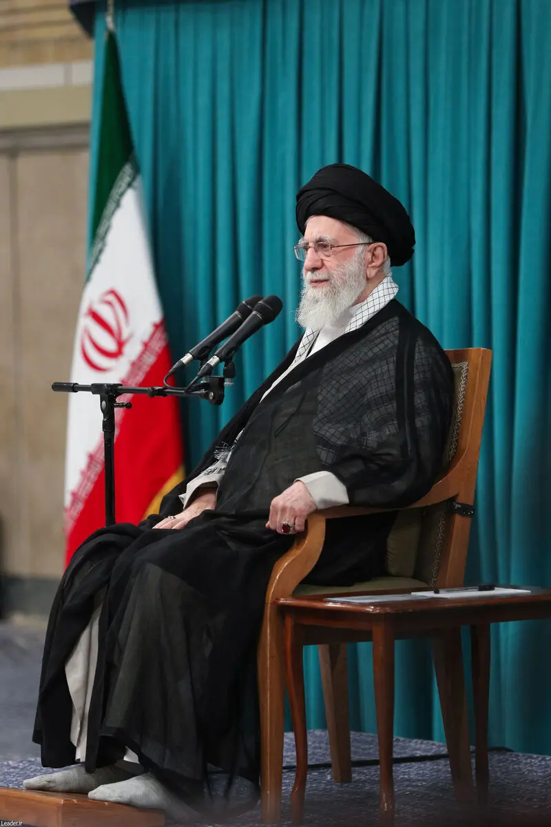 دیدار نمایندگان مجلس شورای اسلامی  با رهبر انقلاب حضرت آیت الله خامنه ای -چهارشنبه ۲۱ خرداد ۱۴۰۴