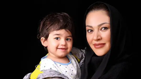 فیلم /  زیبا بروفه با گریه : شوهرم حسرت به دل ماند ...؛  / آرزوش بزرگ نبود ...صدای بابا گفتن بچه مون رو هیچ‌وقت نشنید…