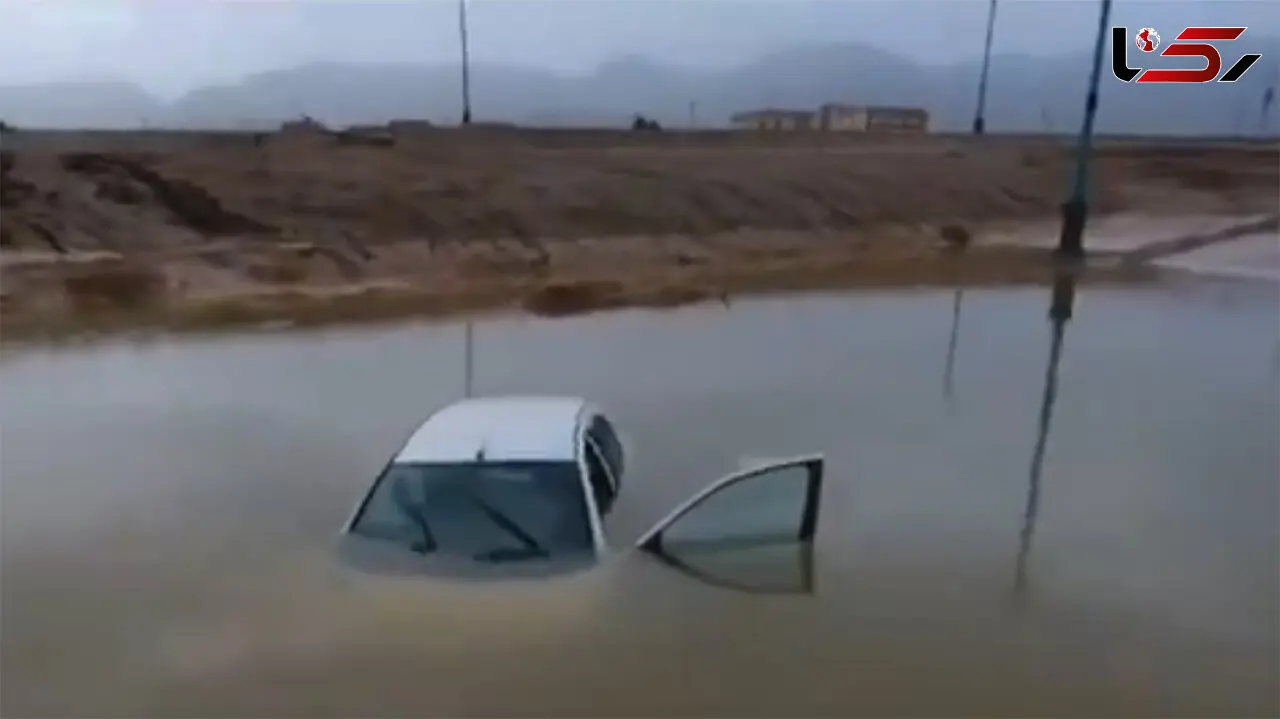 فیلم بیرون کشیدن پژو 206 از سیل هولناک در یزد / ببینید