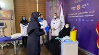 تصویر اولین نفری که واکسن کرونای ایرانی به او تزریق شد / او یک زن بود + فیلم و عکس