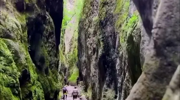 دو چهره از زیبایی ایران