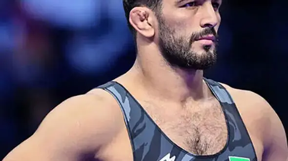 از هدیه حسن یزدانی در شرایط عجیب تا گل تماشایی آرش رضاوند